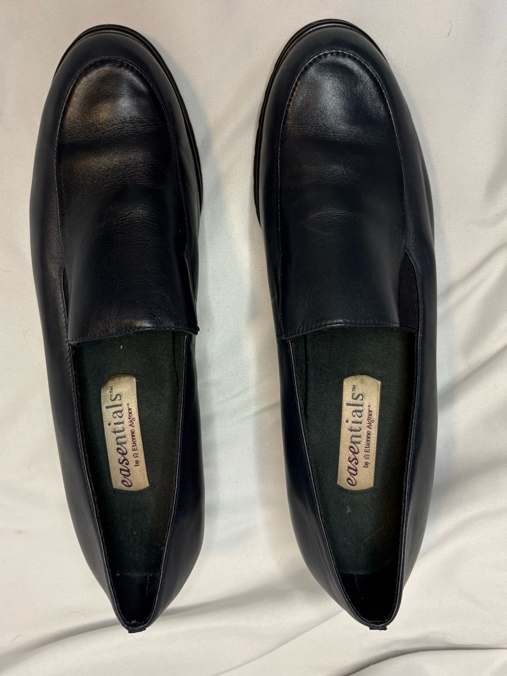 Woman’s Navy Blue Leather Slip-On Loafers with Heels - Picture 2 of 6